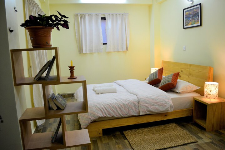 Room 7 of 48