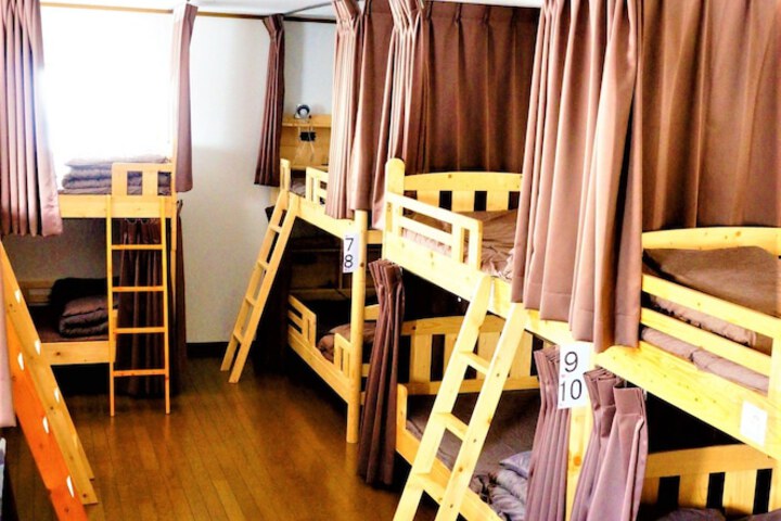 Room 17 of 57