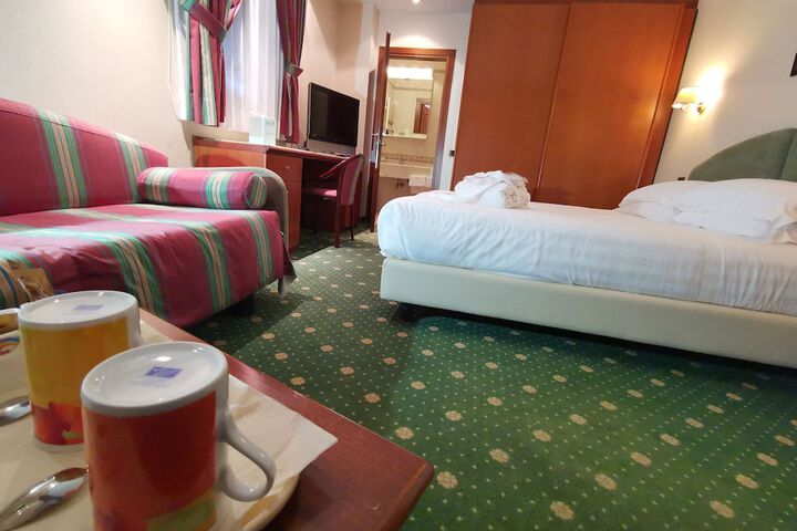 Room 15 of 45