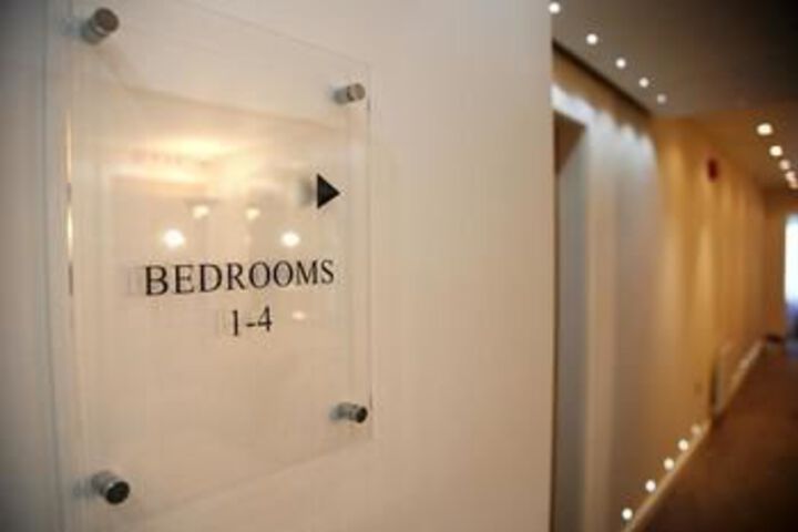 Ballroom/Hall 10 of 18