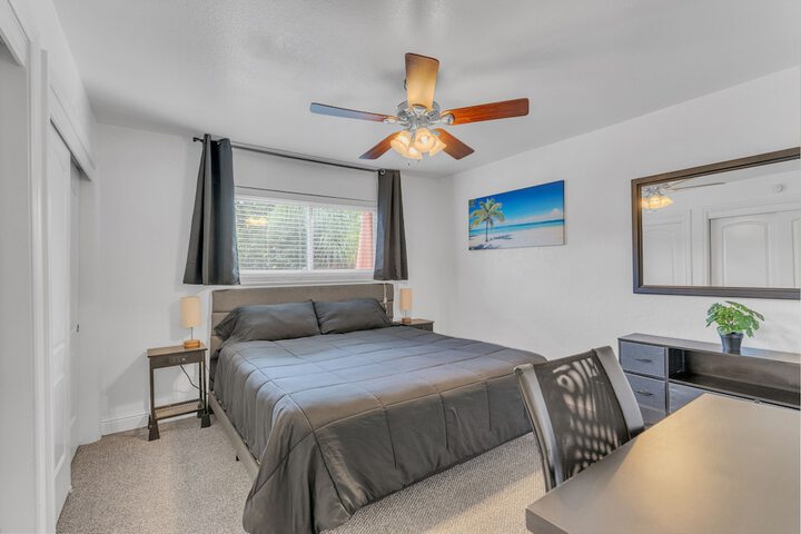 Room 3 of 75