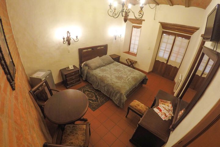 Room 7 of 82