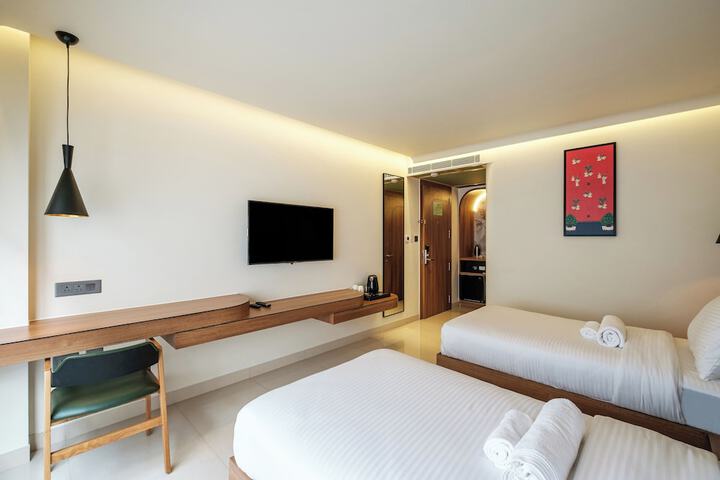 Room 73 of 141