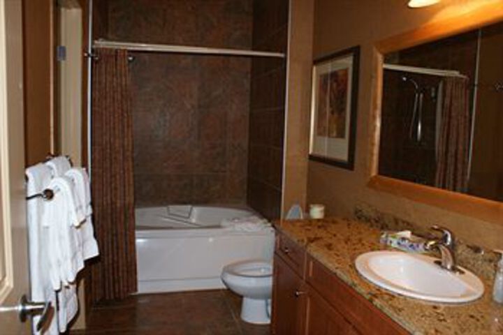 Room 3 of 21