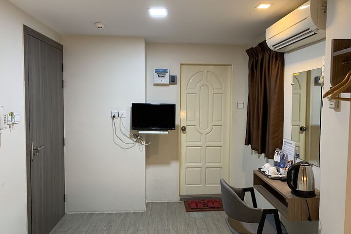 Room 29 of 58