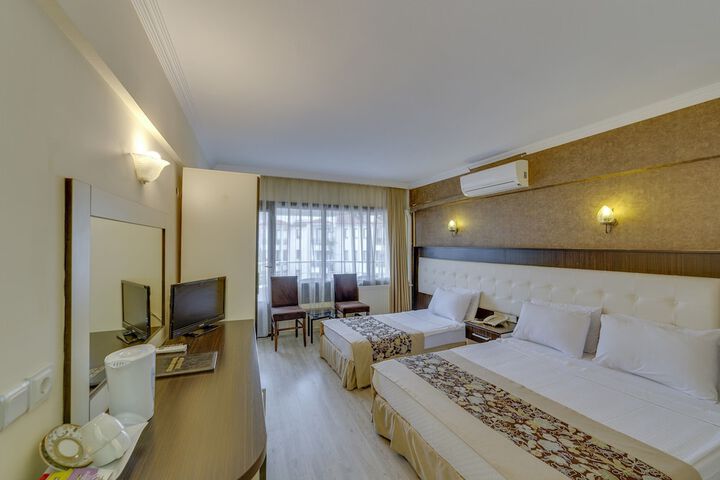 Room 2 of 16
