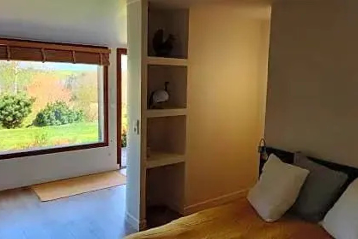 Room 2 of 13