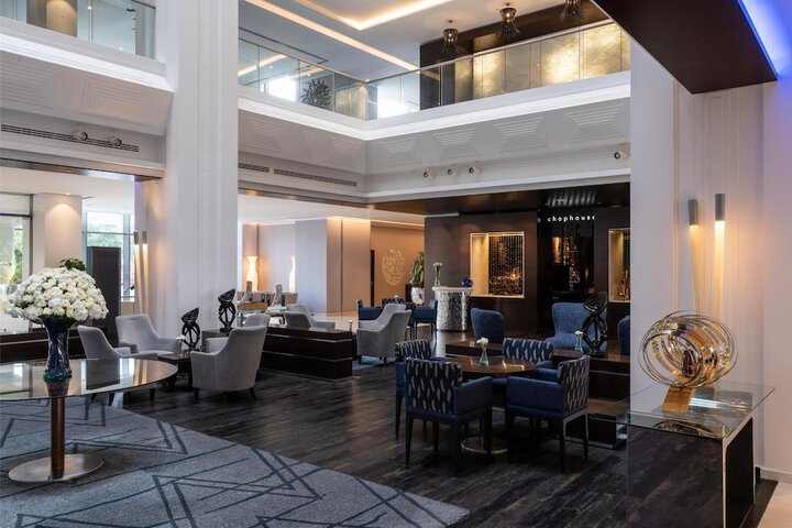 Hotel Interior 4 of 134