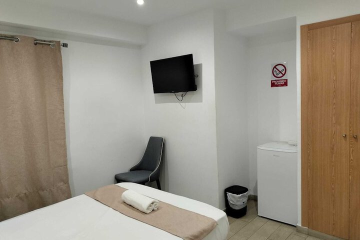 Room 6 of 59