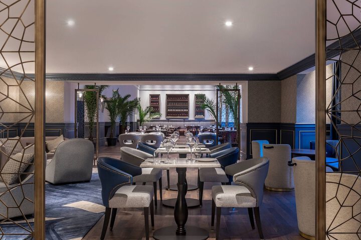Lounge 91 of 115