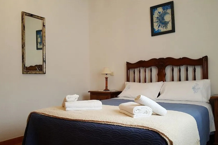 Room 2 of 23