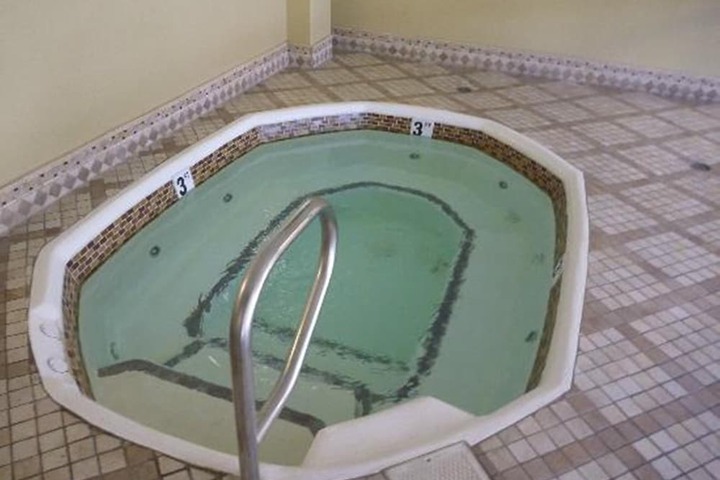 Spa 48 of 112