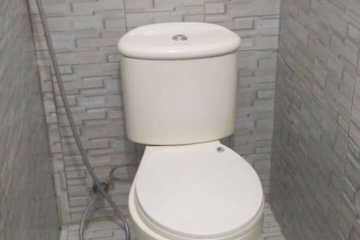 Room 15 of 15