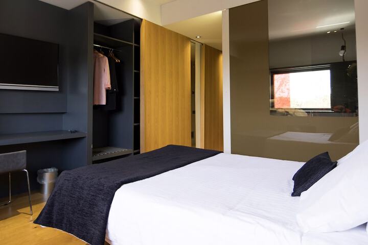 Room 15 of 58