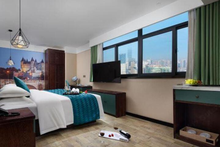 Langting Lizhi Hotel (Hefei Pedestrian Street Store)