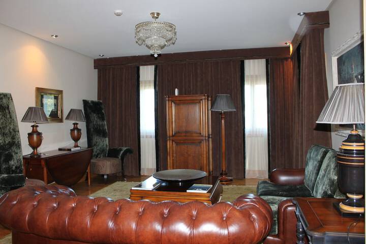 Room 18 of 131