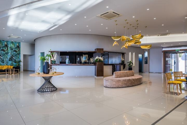 Hotel Lobby
