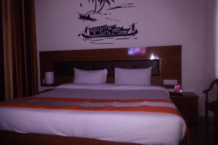Room 3 of 7