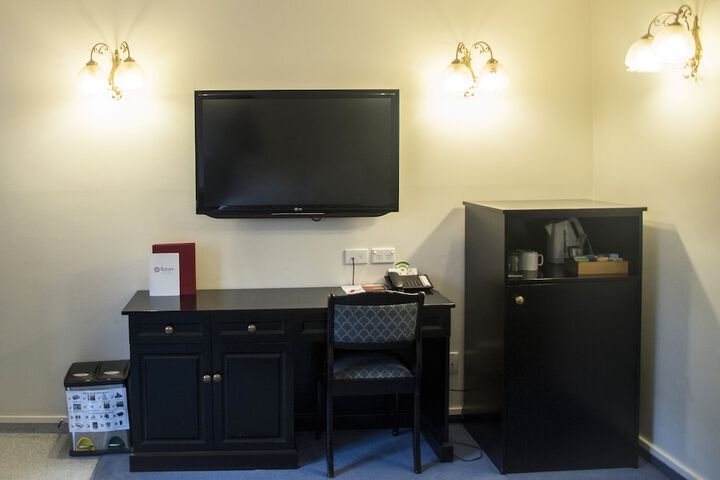 Room 18 of 68