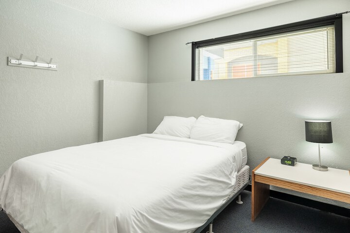 Room 11 of 56