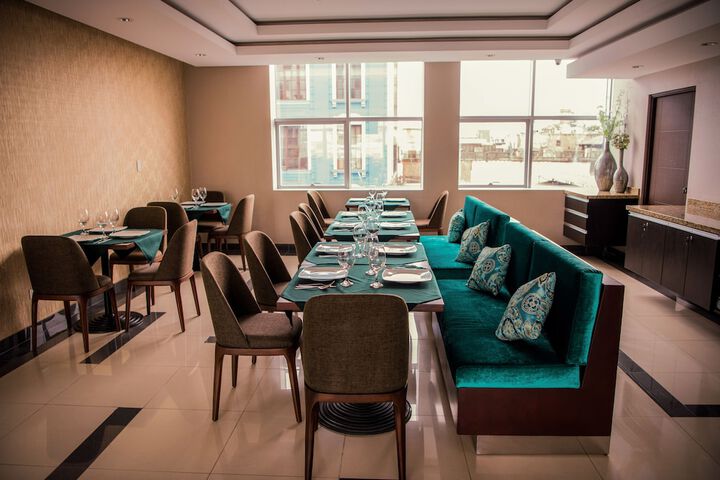Dining 49 of 74