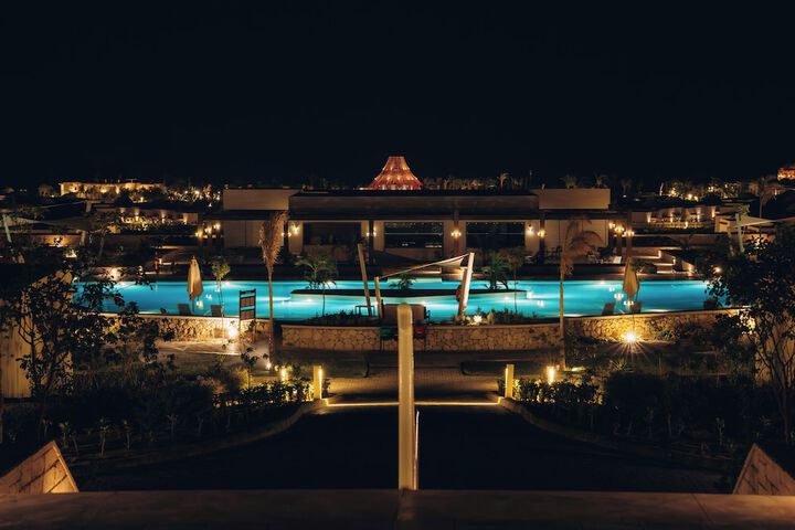 Hotel 132 of 163