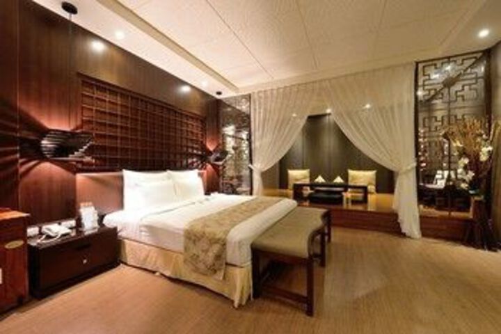 Room 78 of 118