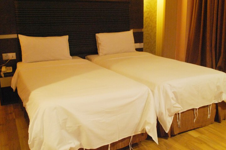 Room 15 of 47