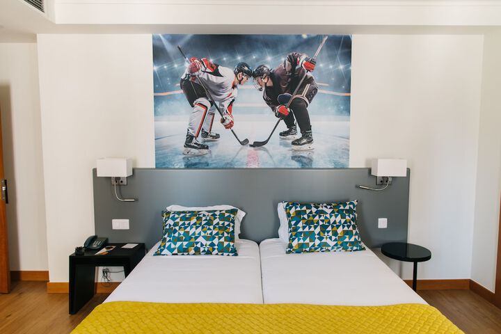 Room 40 of 89