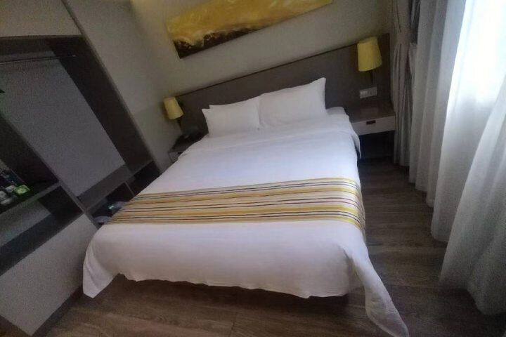 Room 18 of 41