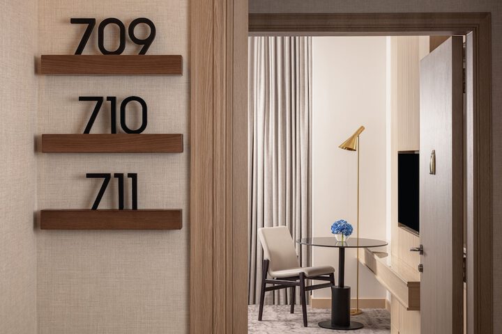 Room 47 of 135