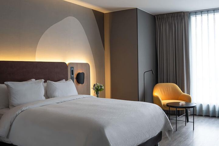 Hotel 205 of 209
