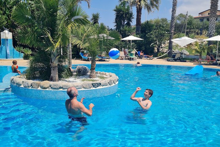Pool 31 of 122