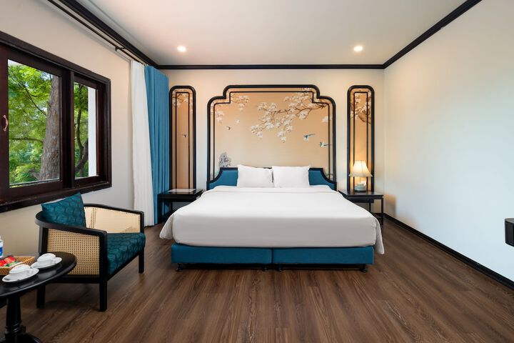 Room 13 of 81