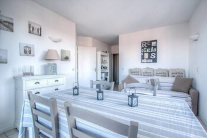 Room 4 of 13