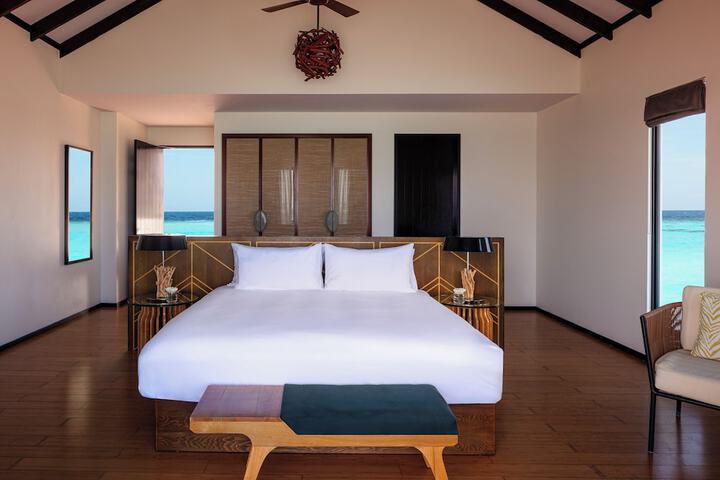 Room 21 of 74