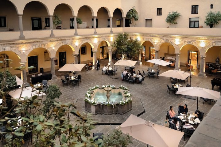 Hotel Exterior 89 of 92