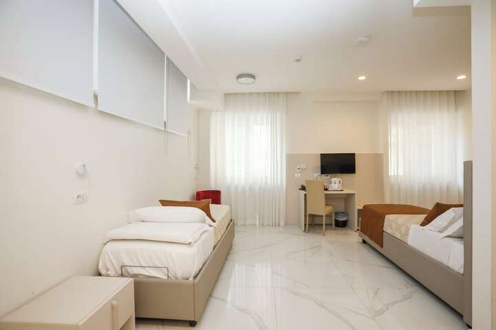 Room 34 of 55