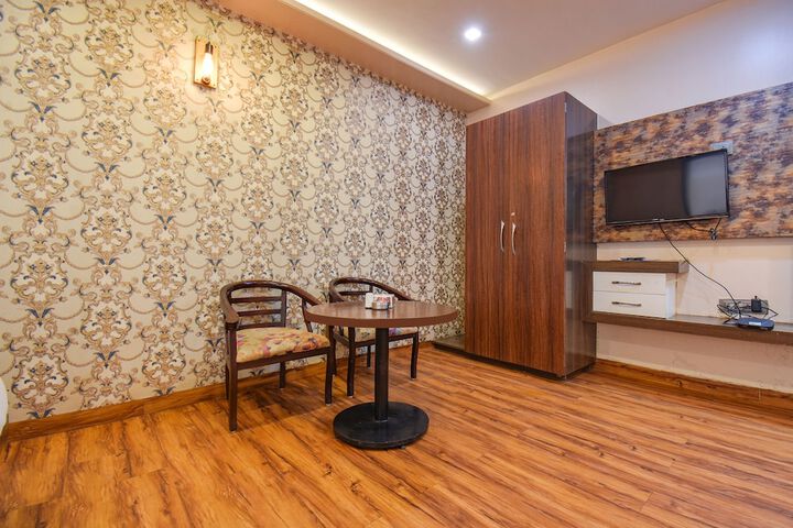 Room 18 of 26