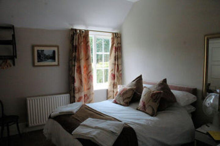 Room 9 of 17