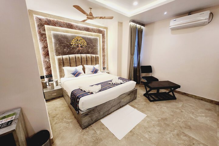 Room 10 of 41