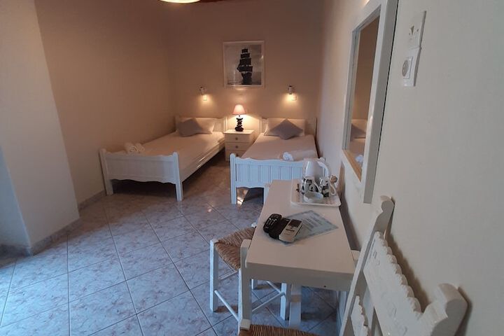 Room 2 of 14