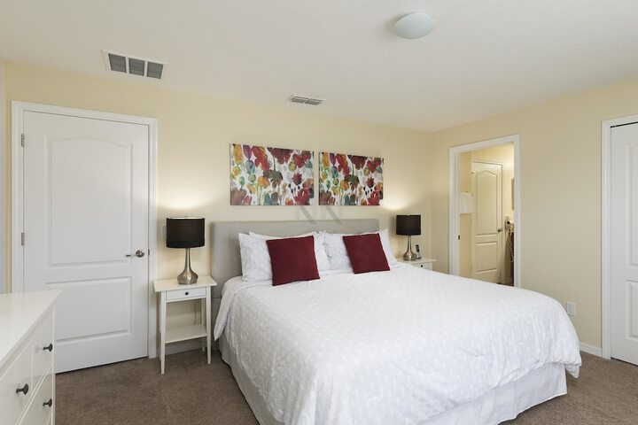 Room 2 of 22