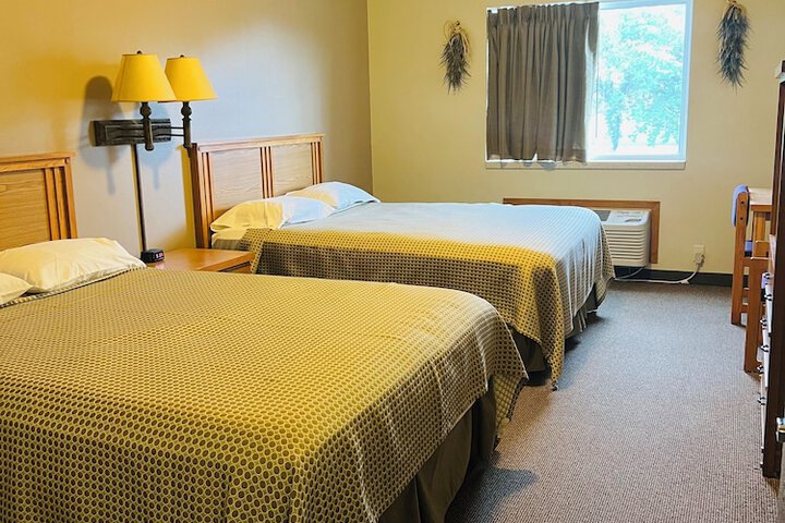 Room 11 of 33