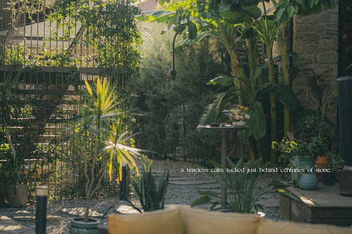 Hotel Exterior 185 of 201