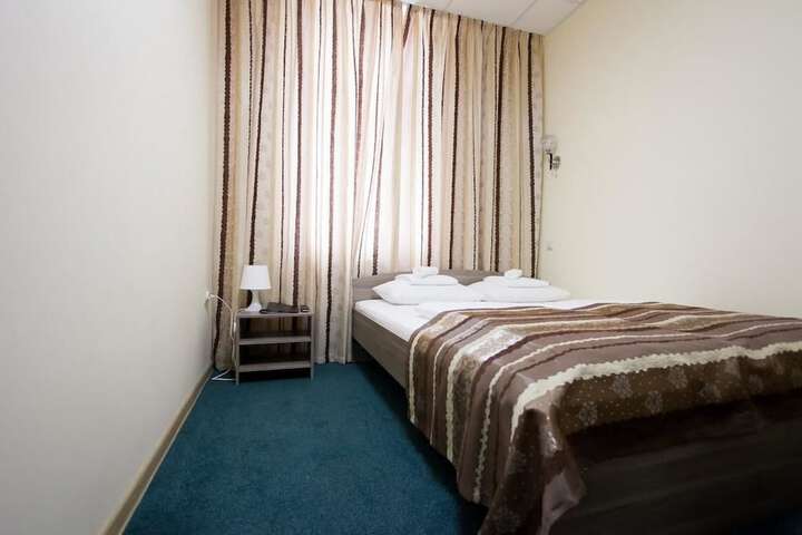 Room 6 of 21