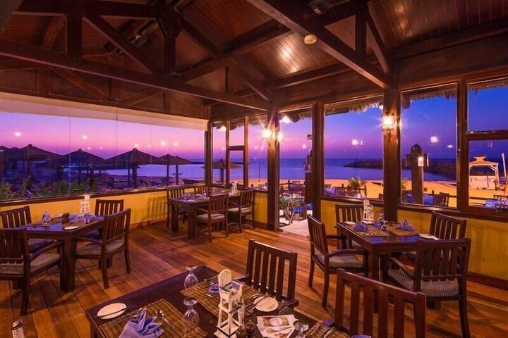 Dining Photos