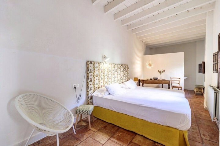 Room 20 of 46