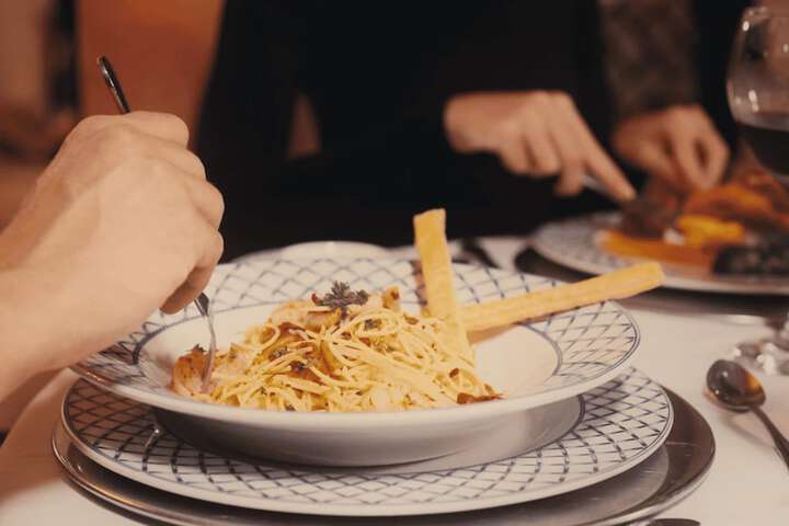 Dining 124 of 163