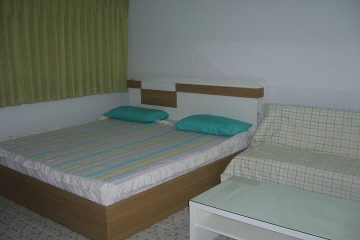 Room 2 of 14